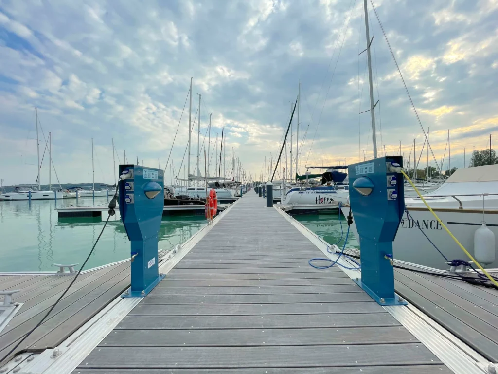 BIRGÉS MARINA